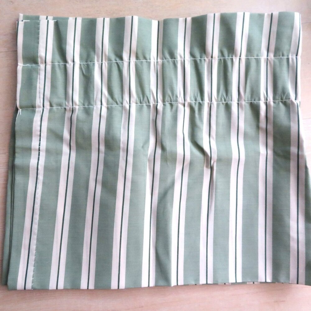 Vintage Springs Blouson Valance Beige Green Stripe 18" x 84" Country